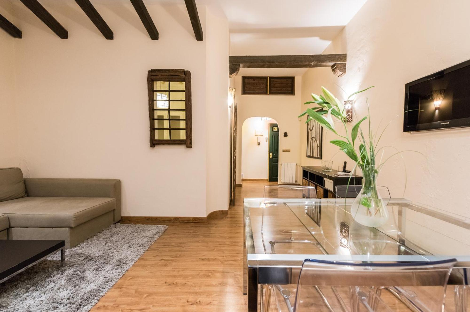 Downtown Jacuzzi Apartment Madrid Exterior photo
