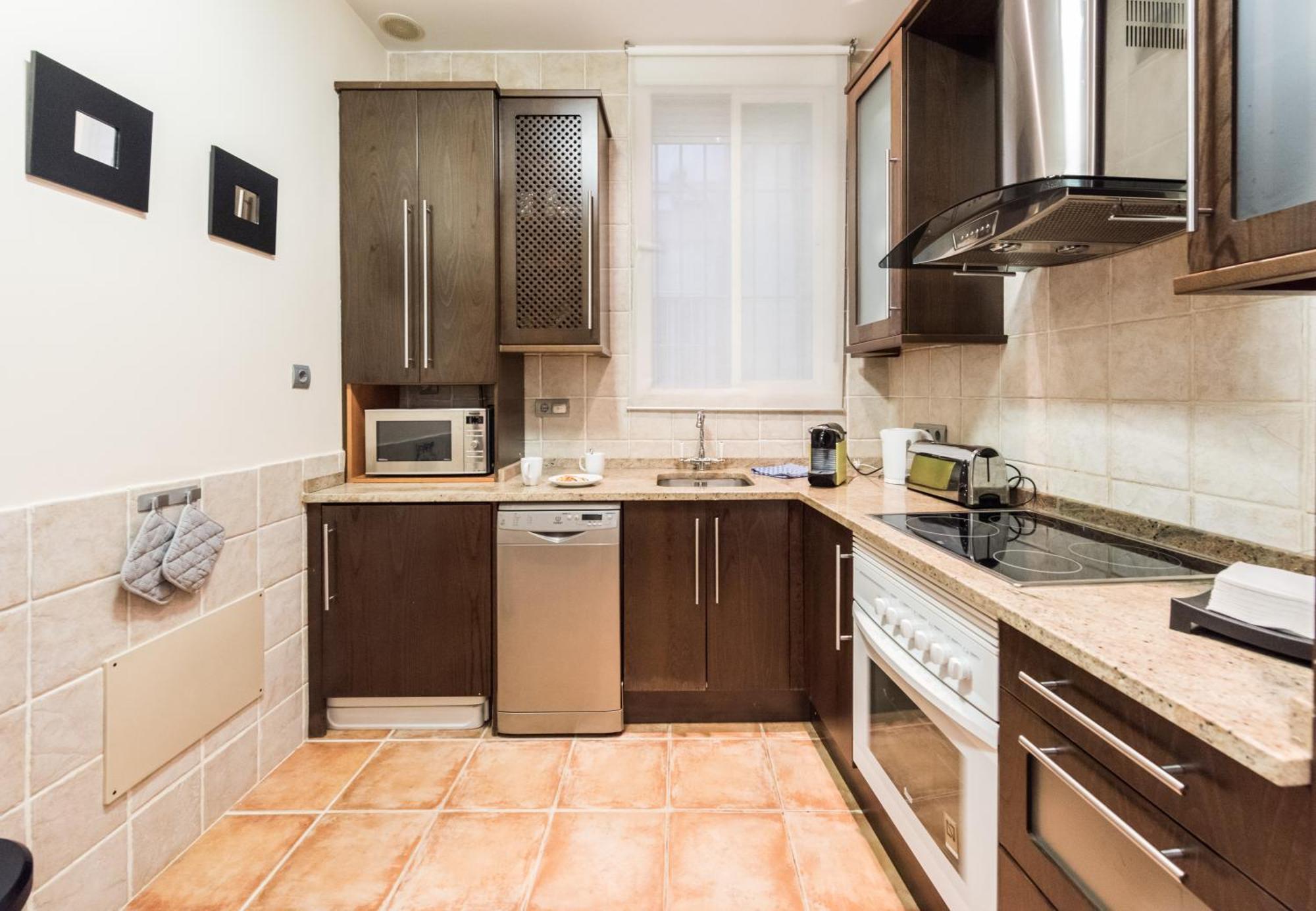 Downtown Jacuzzi Apartment Madrid Exterior photo