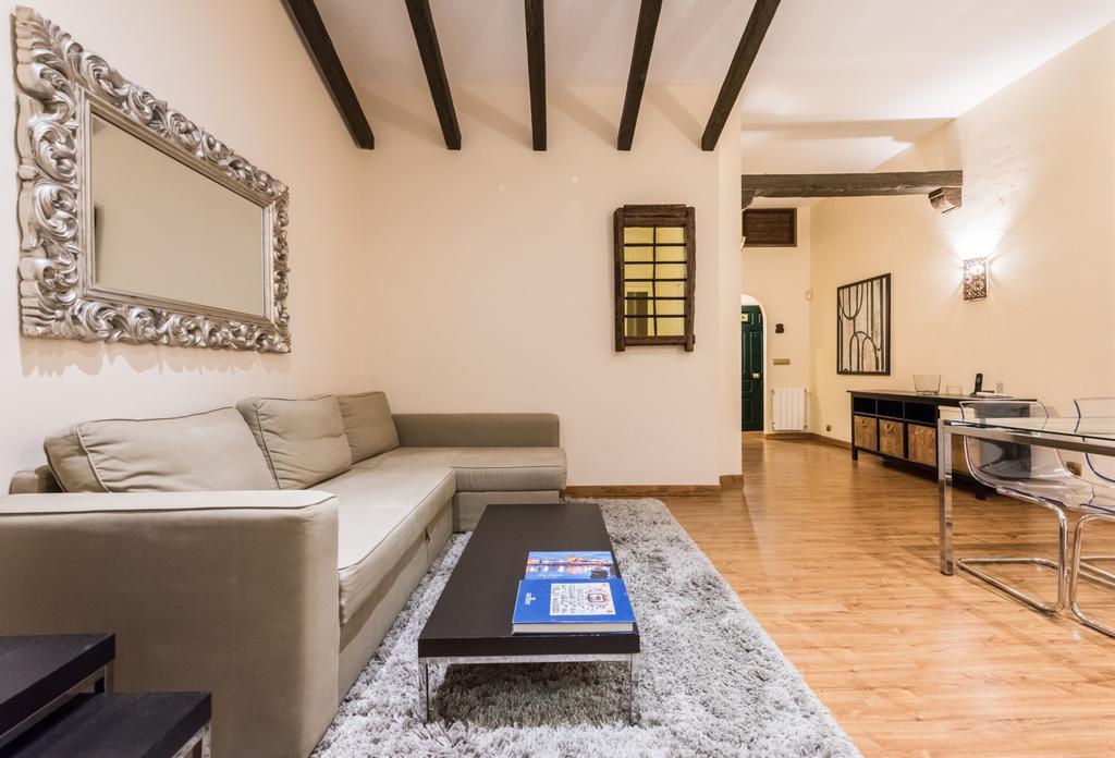 Downtown Jacuzzi Apartment Madrid Exterior photo